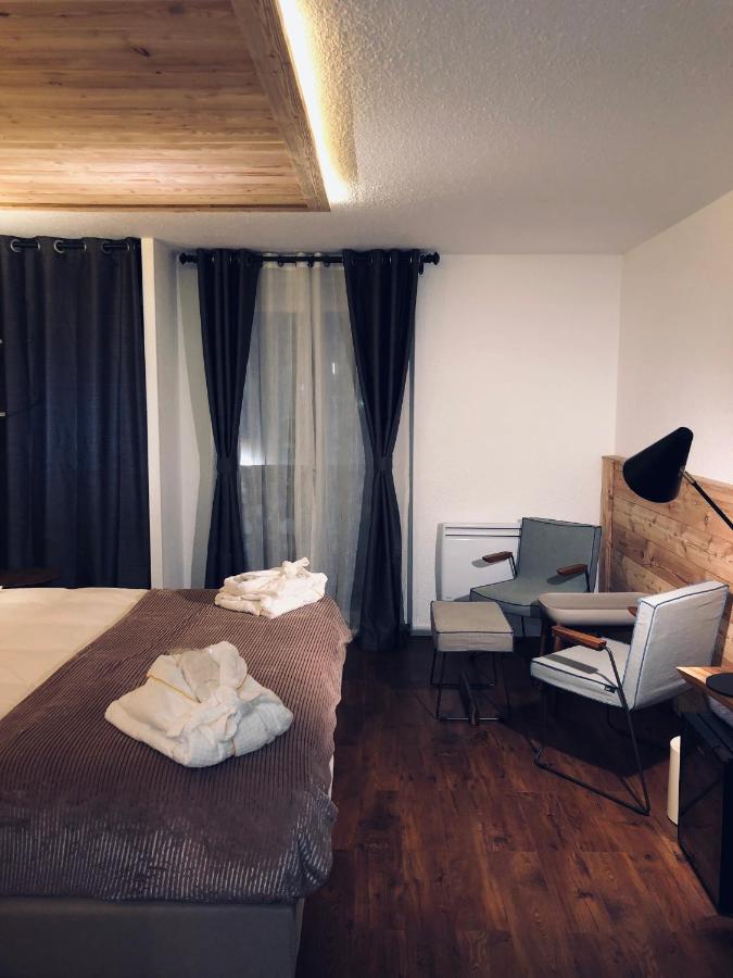 Snow Chill Hotel